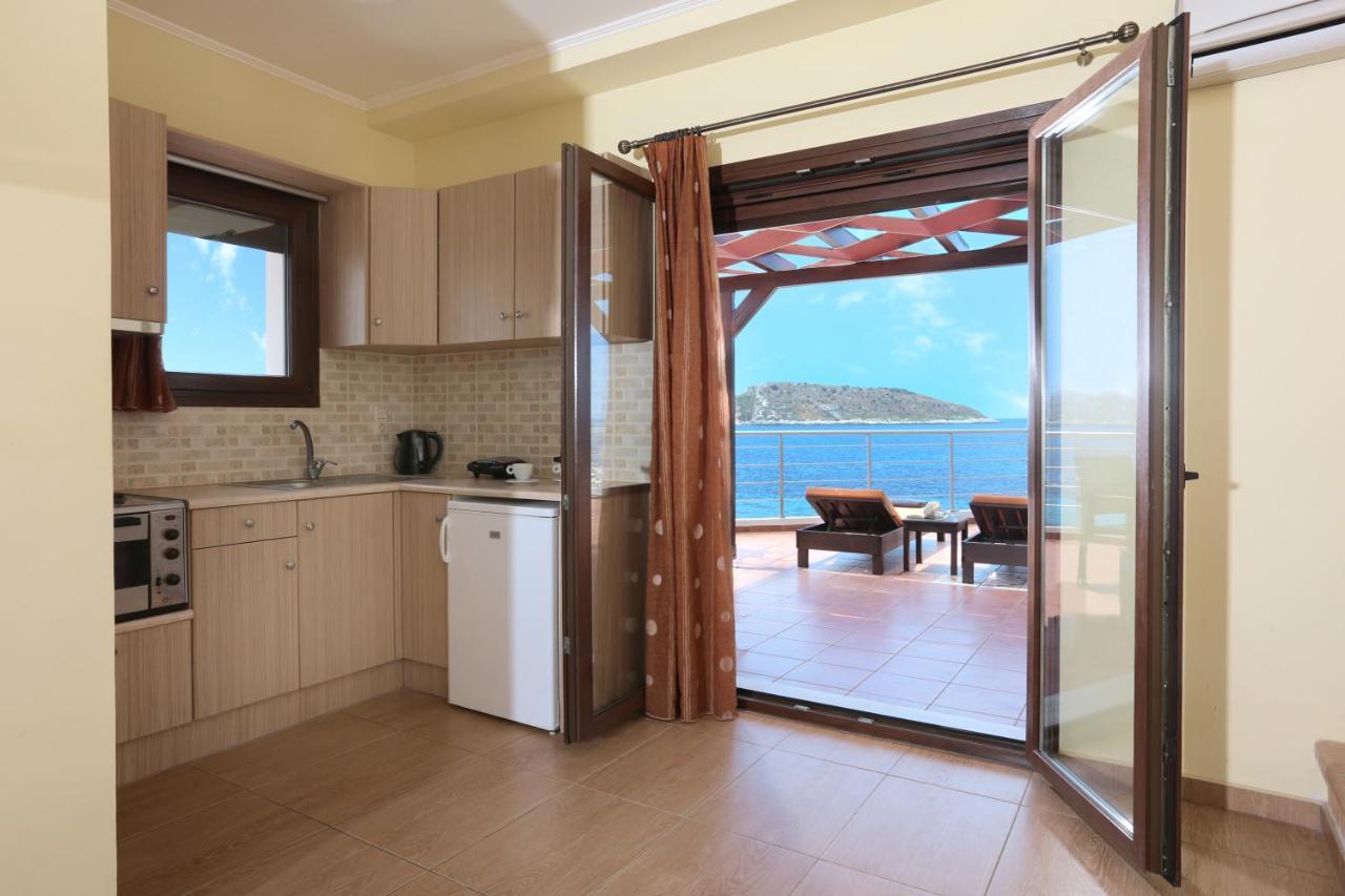 Faros Luxury Suites Маратополис Экстерьер фото