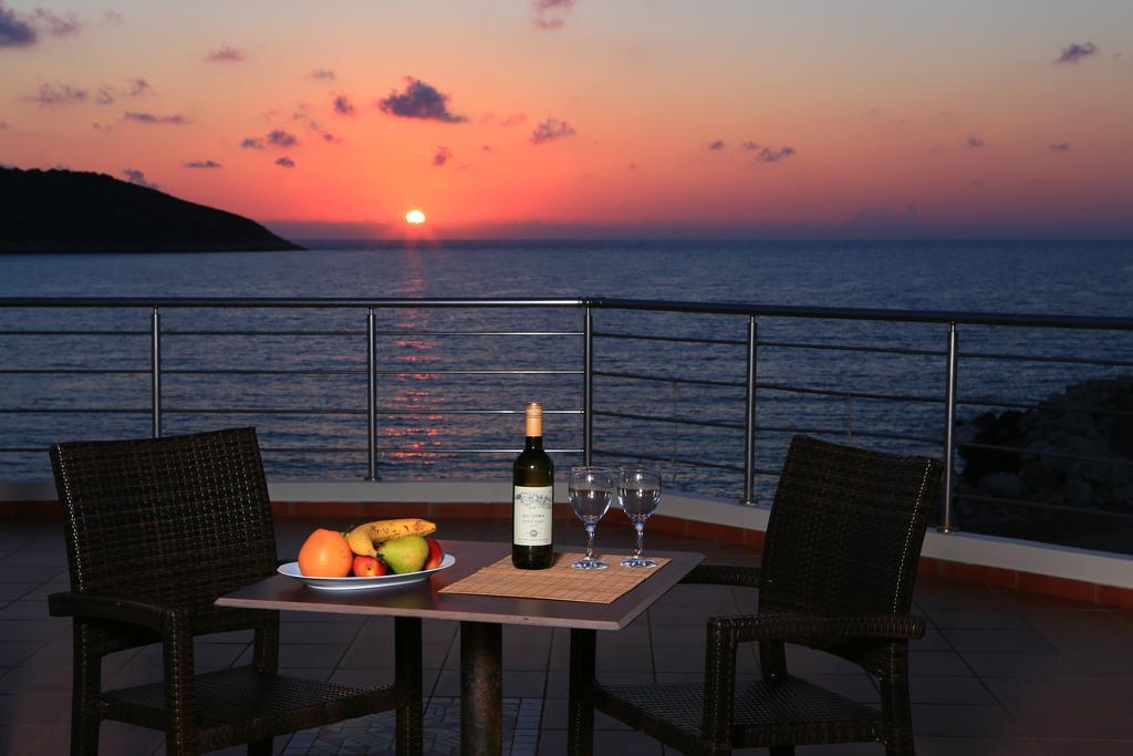 Faros Luxury Suites Маратополис Экстерьер фото