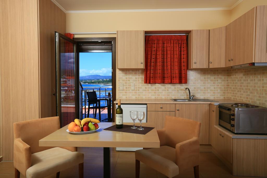 Faros Luxury Suites Маратополис Экстерьер фото