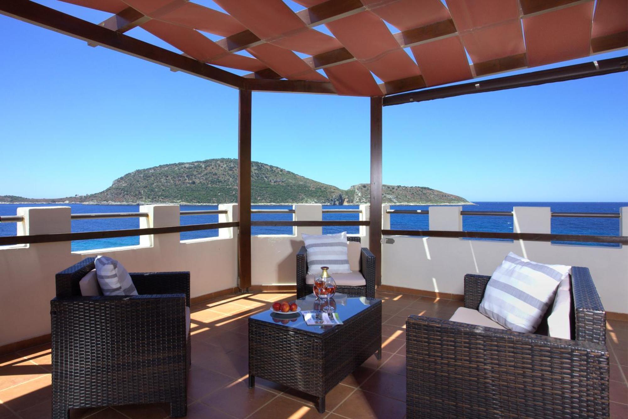 Faros Luxury Suites Маратополис Экстерьер фото