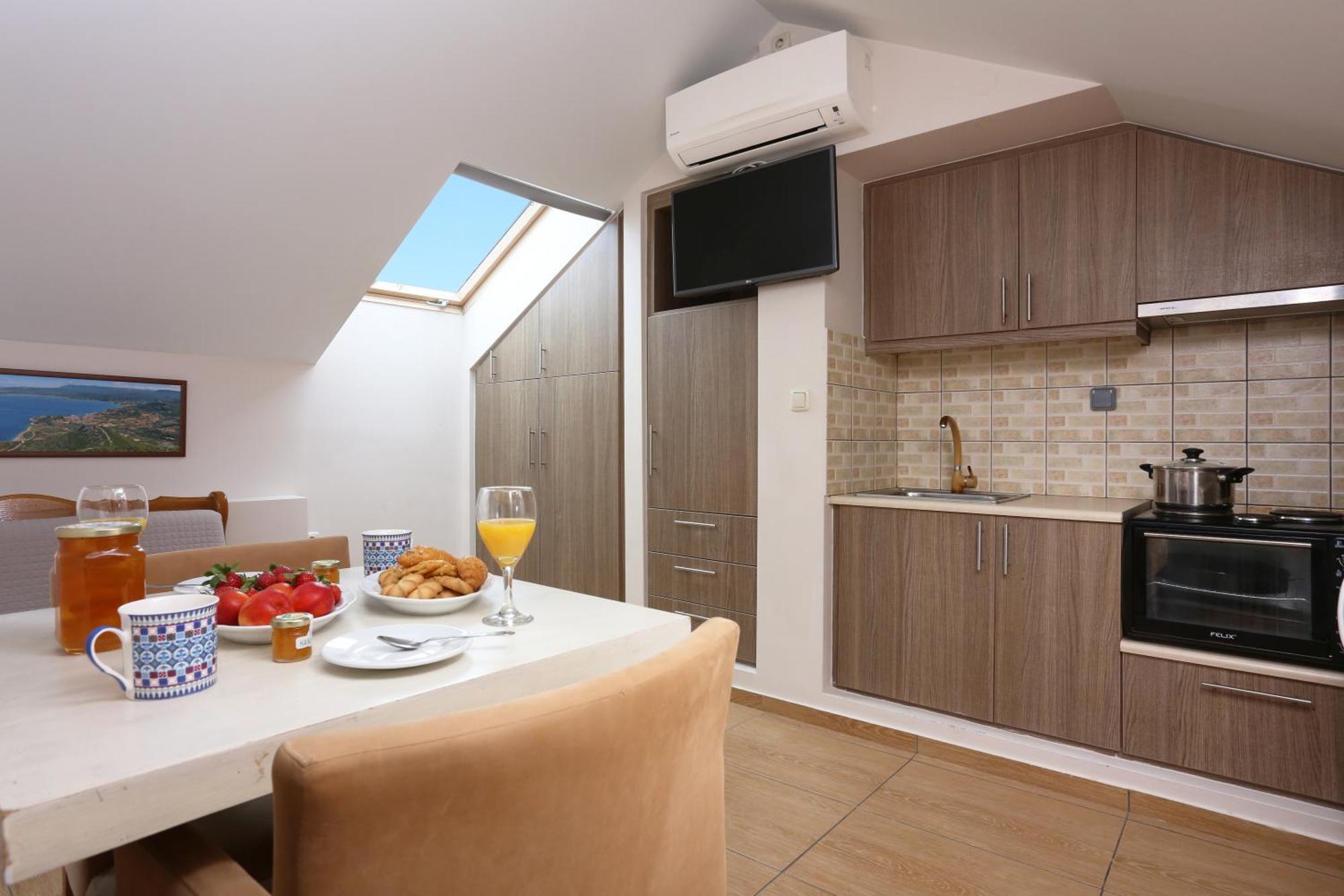 Faros Luxury Suites Маратополис Экстерьер фото