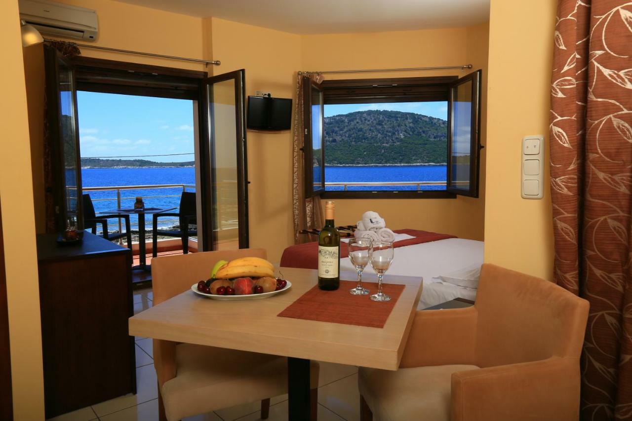 Faros Luxury Suites Маратополис Экстерьер фото